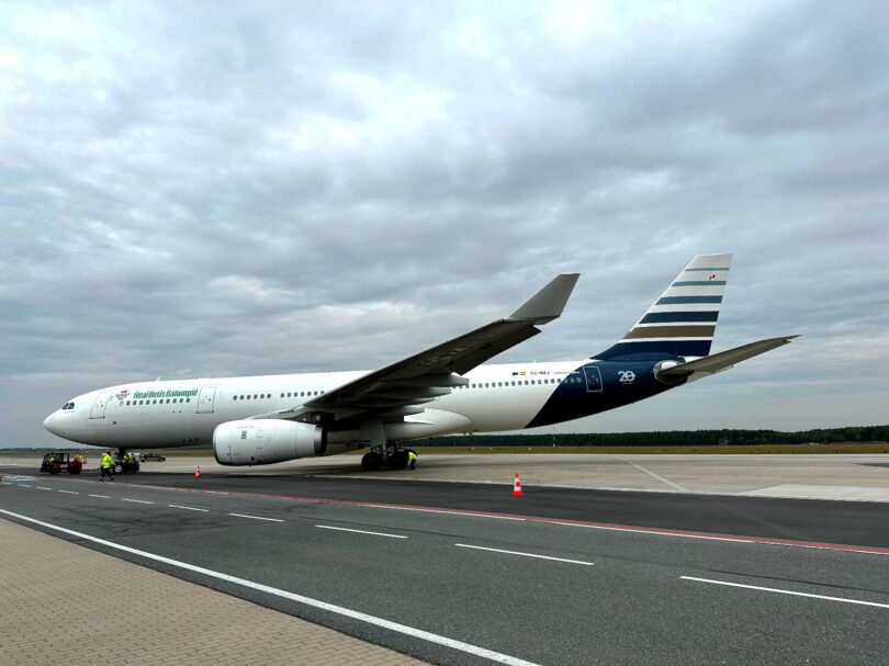 Airbus 330-200 na lotnisku Warszawa-Modlin. Fot. AP Modlin